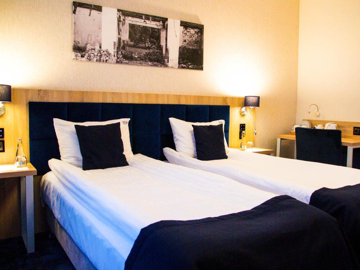 Ignasiak Hotel Września Buitenkant foto