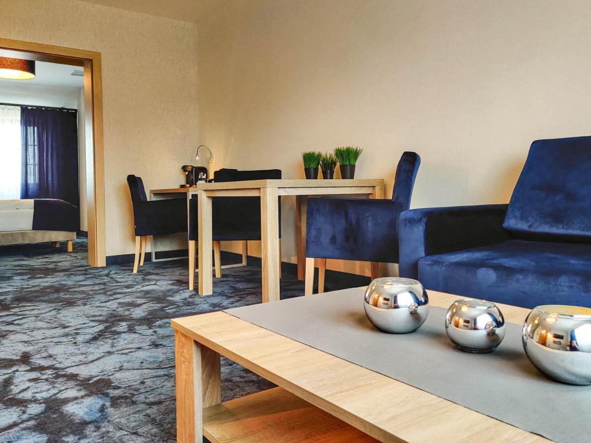 Ignasiak Hotel Września Buitenkant foto