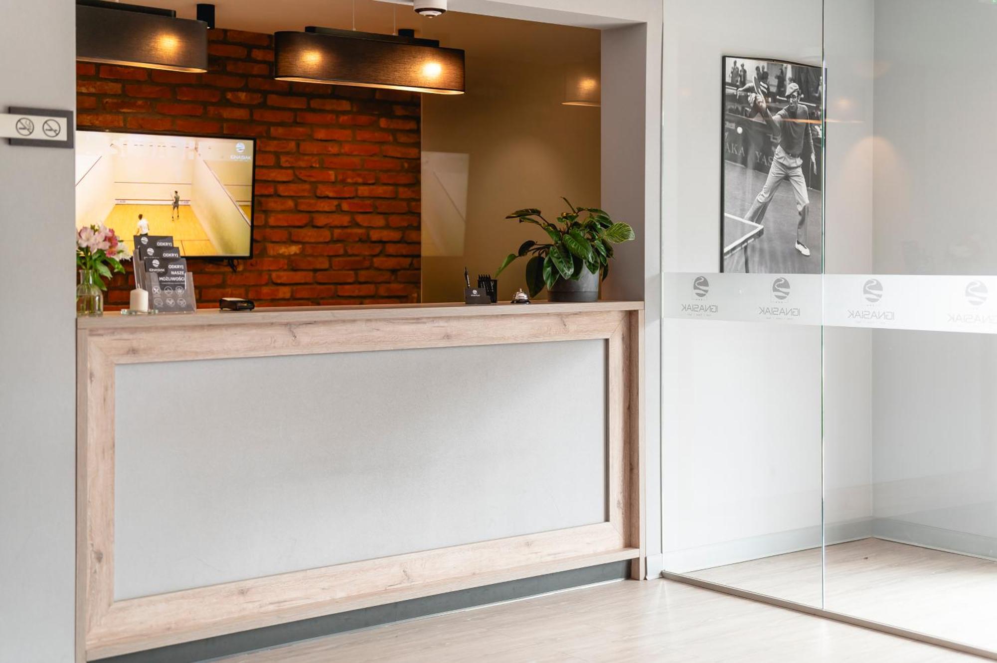 Ignasiak Hotel Września Buitenkant foto